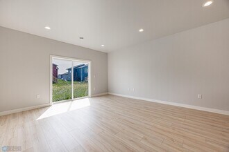 6646 68th St S in Horace, ND - Building Photo - Building Photo