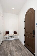 168 Follyhatch in Irvine, CA - Building Photo - Building Photo