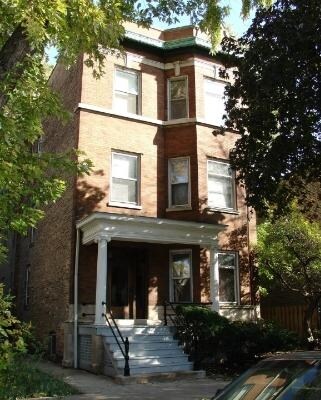 3721 N Greenview Ave in Chicago, IL - Foto de edificio