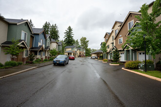 Marymoor Ridge Condominiums in Redmond, WA - Building Photo - Building Photo