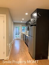 2416 SE Morrison St in Portland, OR - Building Photo - Building Photo