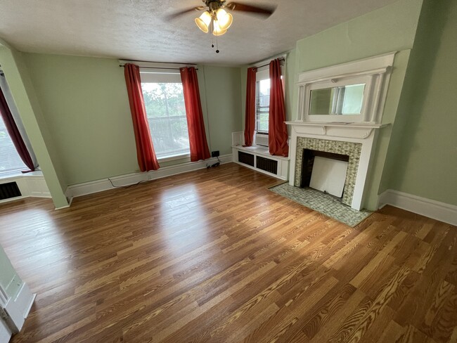 341 S Aiken Ave, Unit 4 in Pittsburgh, PA - Building Photo - Building Photo