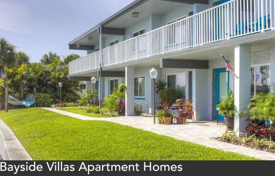 1846 Shore Dr S, Unit 114 in South Pasadena, FL - Building Photo