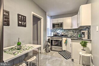 4812 Oxford Ave in Philadelphia, PA - Building Photo - Building Photo