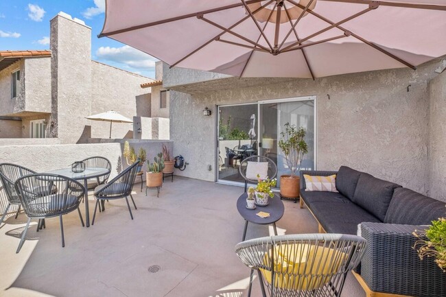 property at 280 S Avenida Caballeros