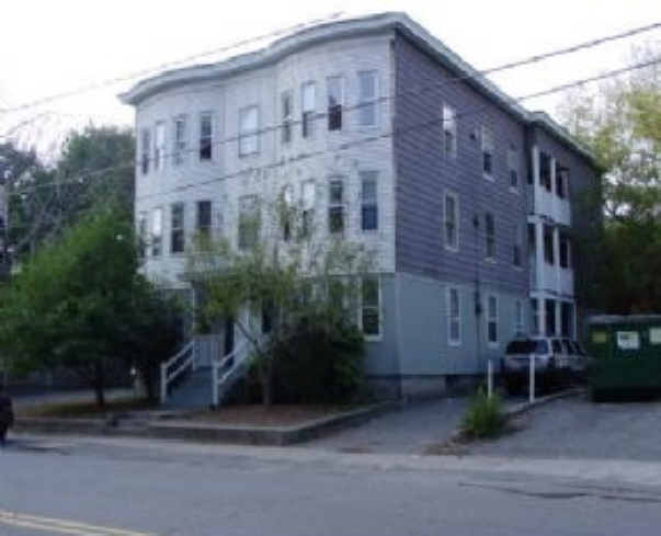 183 5th St in Leominster, MA - Building Photo