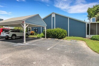 3342 Timberwood Cir in Naples, FL - Building Photo - Building Photo