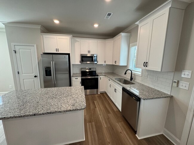 49 Goldenrod Lp in Clayton, NC - Building Photo - Building Photo