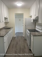 82 Amberly Dr in Englishtown, NJ - Building Photo - Building Photo