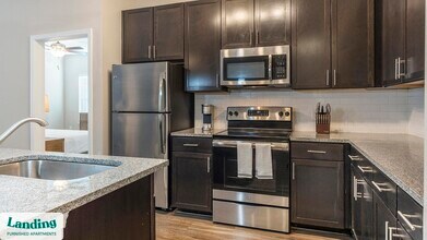 915 Brentmoor Dr, Unit 7101 in Myrtle Beach, SC - Foto de edificio - Building Photo