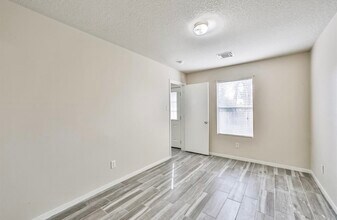 14820 Welbeck Dr in Channelview, TX - Building Photo - Building Photo