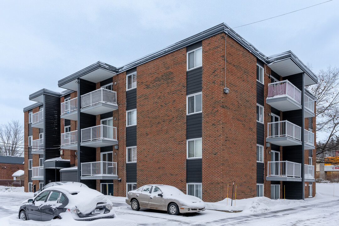 2175 Guillaume-Couture Boul in Lévis, QC - Building Photo