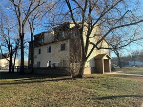 418 5th Ave S in St. Cloud, MN - Foto de edificio - Building Photo