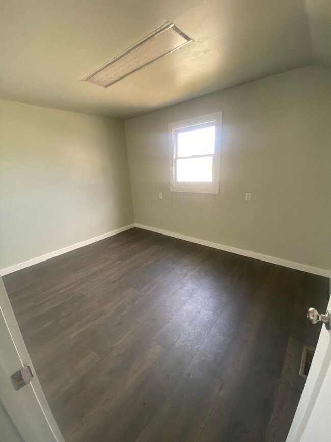 206 Polster Dr in Evansville, IN - Building Photo - Building Photo