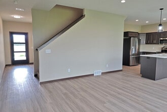 2208 Lucerne Ave in Brookings, SD - Building Photo - Building Photo