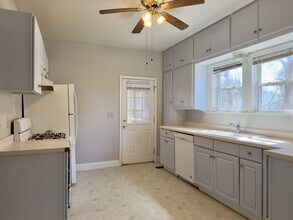 1126 16th St in Rockford, IL - Building Photo - Building Photo