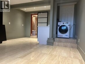 5006 Maitland St in Burnaby, BC - Building Photo - Building Photo