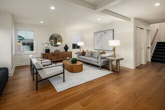 4402 Letitia Ave S in Seattle, WA - Building Photo - Building Photo