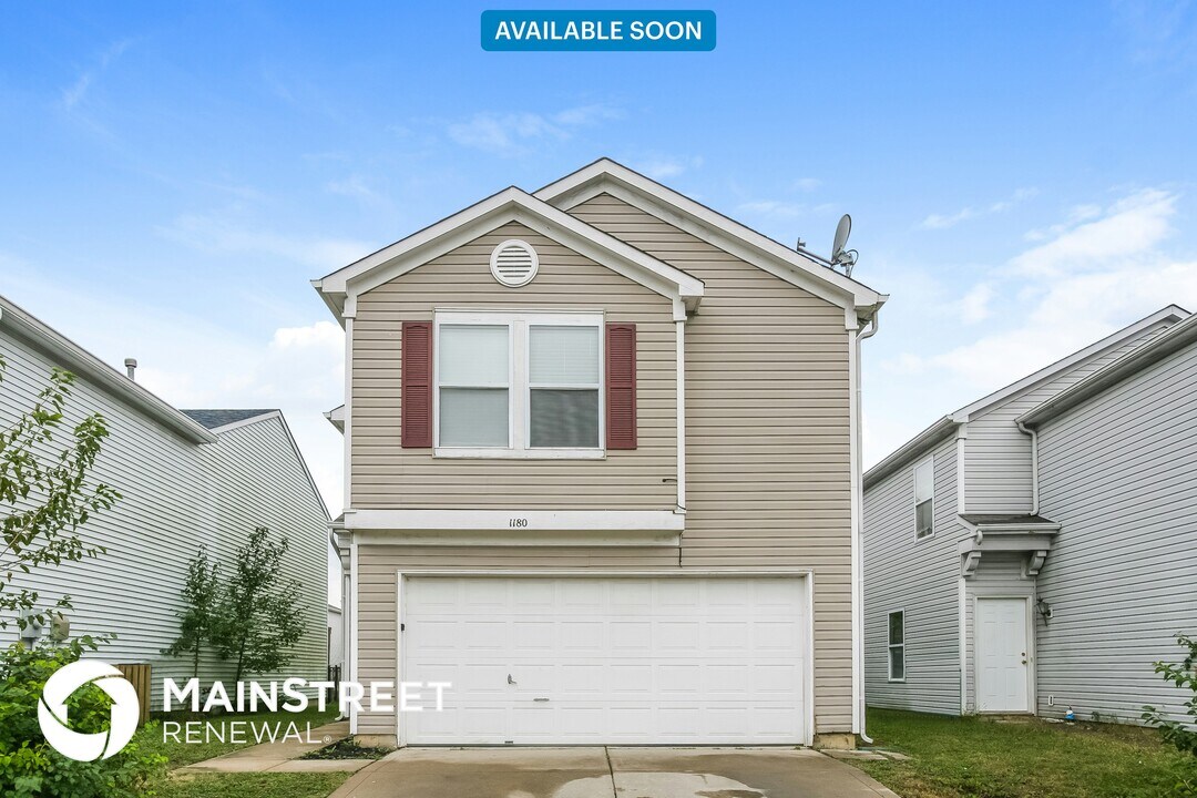 1180 Odell Ln in Greenwood, IN - Building Photo