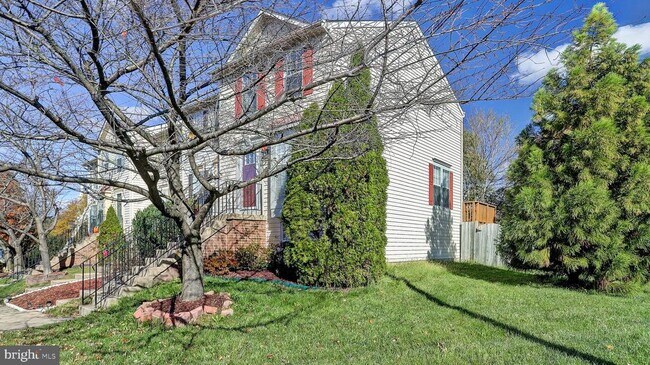 6109 Jenlar Dr in Centreville, VA - Building Photo - Building Photo