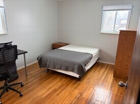 11895 Cedarcreek Dr in Cincinnati, OH - Building Photo