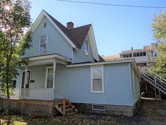 property at 3 Lareau Ct