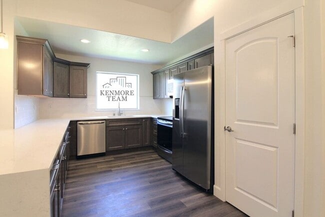 5608 W 30th Ave in Kennewick, WA - Building Photo - Building Photo