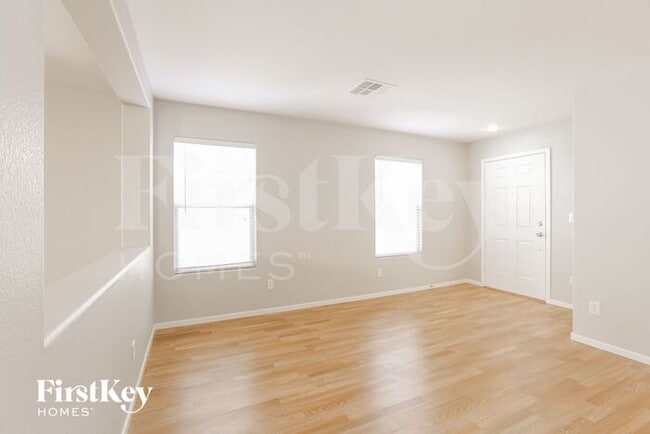 11104 Okeefe Ct in Las Vegas, NV - Foto de edificio - Building Photo