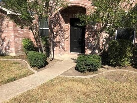 1744 Hickory Creek Ln in Rockwall, TX - Building Photo
