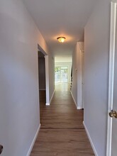 9 Colonial Way in Aston Township, PA - Building Photo - Building Photo
