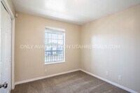 1512 S 175 E St photo'