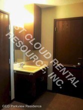 1536 Northway Dr in St. Cloud, MN - Building Photo - Building Photo