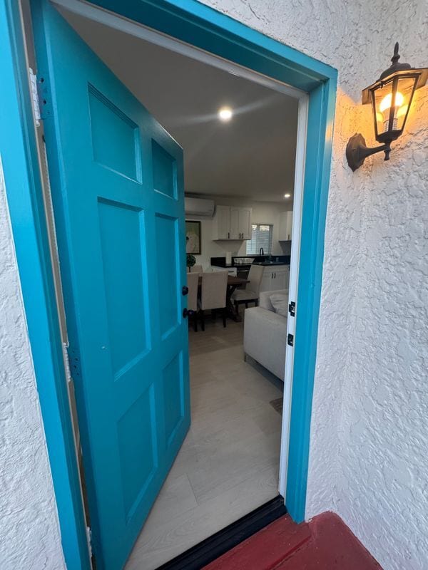 2669 Clyde Ave in Los Angeles, CA - Building Photo - Building Photo