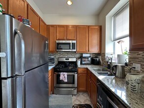 1406 W Superior St in Chicago, IL - Building Photo - Building Photo