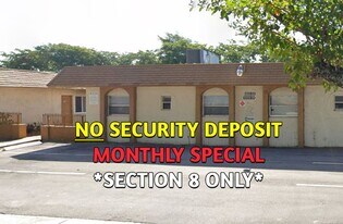 5400 NW 24th St in Lauderhill, FL - Building Photo