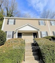 765 South St in Carrollton, GA - Building Photo