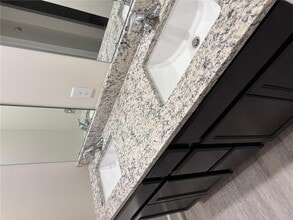 1112 Natalie Ave in Montrose, MN - Building Photo - Building Photo