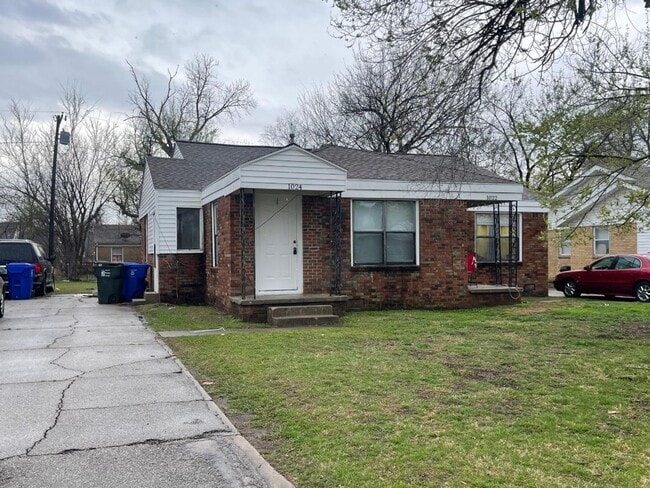 1022 Arkansas St