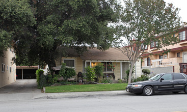 Colorado Cottages in Arcadia, CA - Building Photo - Building Photo