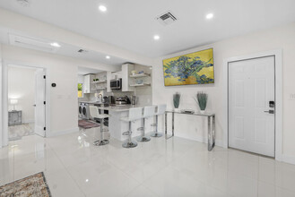 430-436 NE 14th Ave in Fort Lauderdale, FL - Building Photo - Building Photo