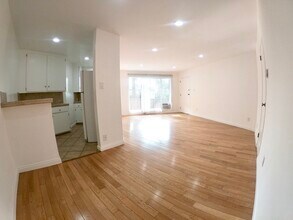 El Cerrito Apartments in Los Angeles, CA - Building Photo - Building Photo