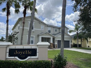 101 Hagge Dr in Daytona Beach, FL - Building Photo - Building Photo