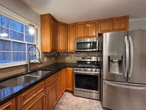 102 Brodick Ct in Cary, NC - Building Photo - Building Photo