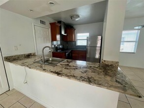 1760 Calais Dr in Miami Beach, FL - Building Photo - Building Photo