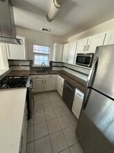66 Summer Ave, Unit 1 in Newark, NJ - Building Photo - Building Photo