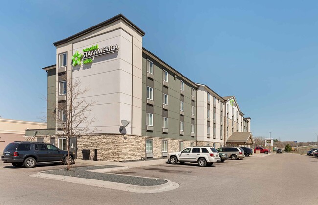 Extended Stay America Suites Minneapolis in Fridley, MN - Foto de edificio - Building Photo