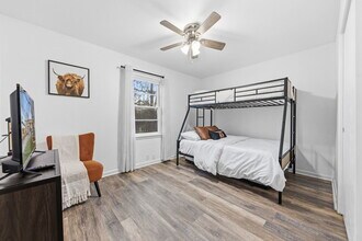 319 Arnold Ave in Arlington, TX - Building Photo - Building Photo