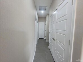 3504 Frio Ave, Unit 2 in McAllen, TX - Building Photo - Building Photo