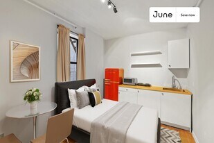 247 W 63rd St, Unit 5C in New York, NY - Building Photo