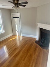 176 Arnold Ave in Cranston, RI - Building Photo - Building Photo